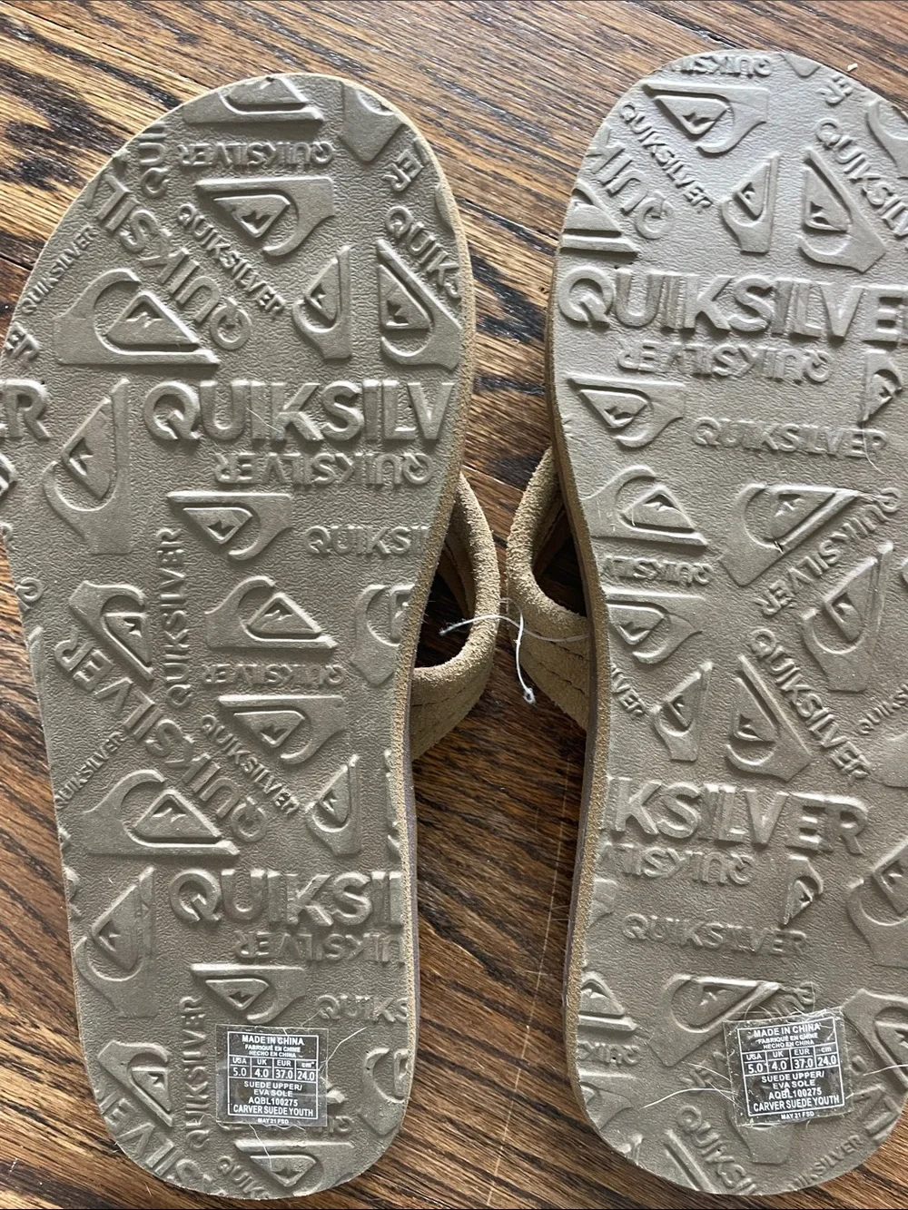 Quicksilver boys Tan Flip Flop Sandals